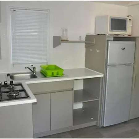 Camping Mobil-home Spacieux 8 Pers. Avec Terrasse - Api-1-52-1691 Lavilledieu (Ardeche)