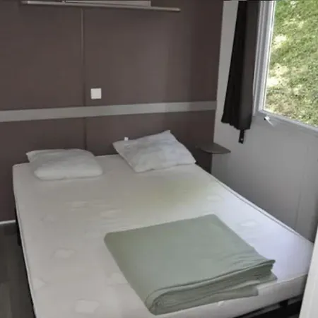 Camping Mobil-home Spacieux 8 Pers. Avec Terrasse - Api-1-52-1691 Lavilledieu (Ardeche)